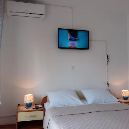 Guest house And Markovic Rovinjsko Selo