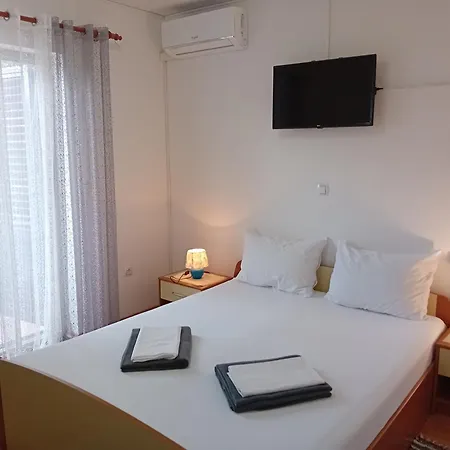 And Markovic Guest house 3*